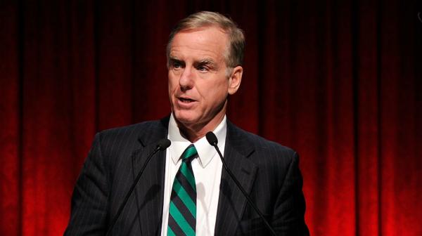 Howard Dean: Older Dems need 'to get the hell out of the way' in 2020